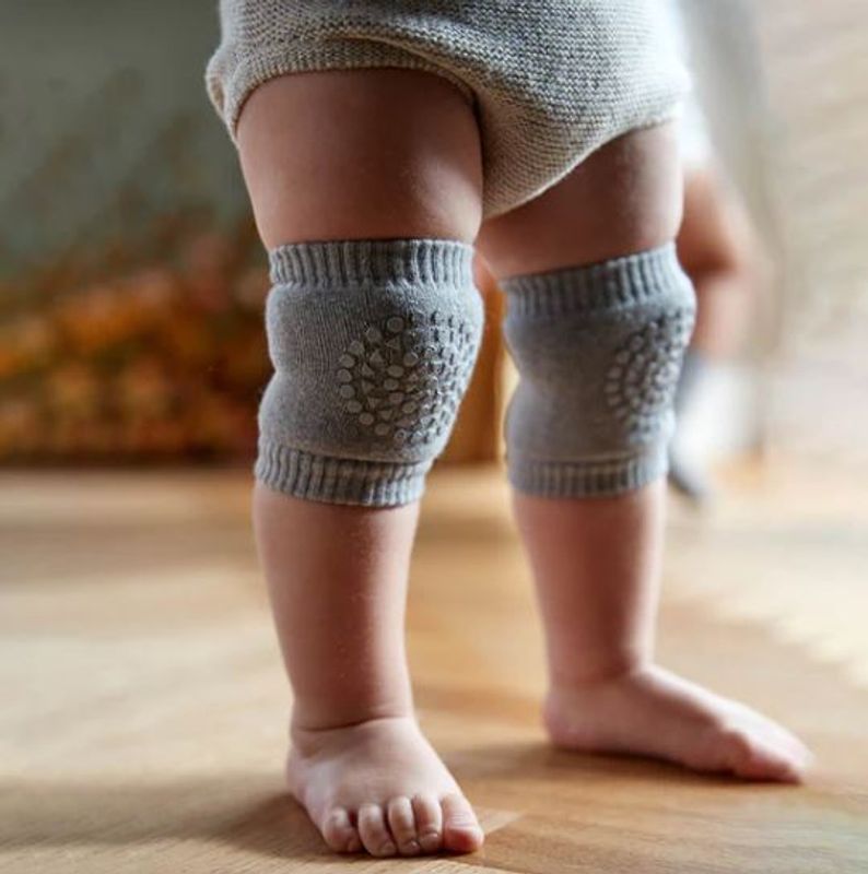 GoBabyGo - Antiskli knebeskyttere i bomull Grey Melange